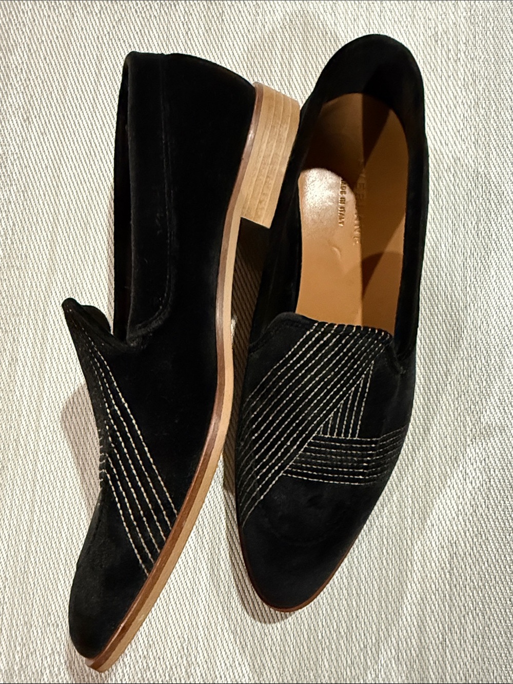 Everlane Black Suede Pointed Loafers with Contrasting Stitching size 8 1/2 - Picture 2 of 6